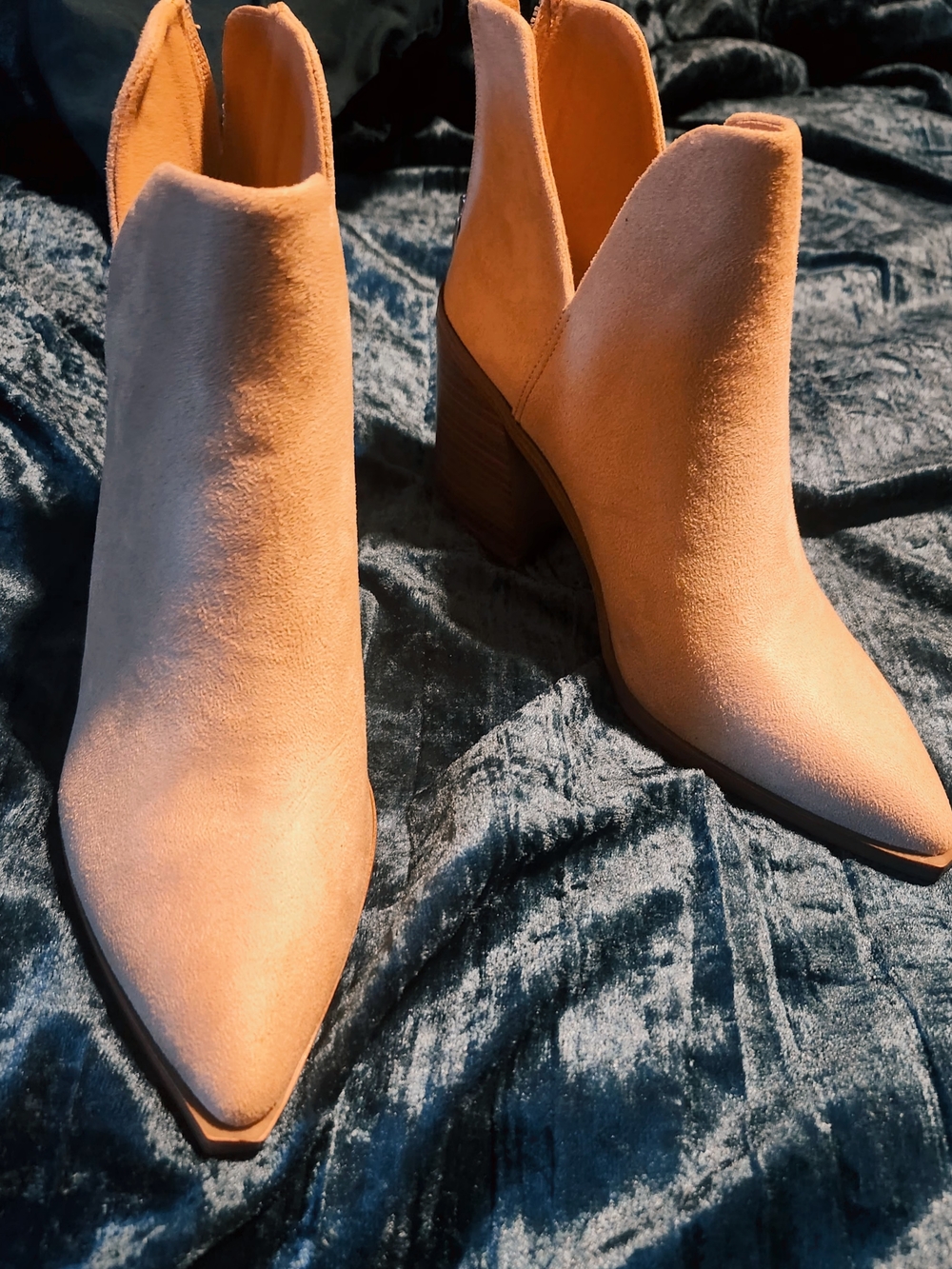 Women's Suede Pointed-Toe Ankle Booties - Peach